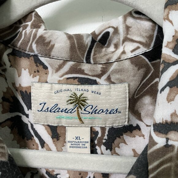 Island Shores Hawaiian Shirt Mens XL Rayon Short Sleeve Camp Button Up - Picture 2 of 9